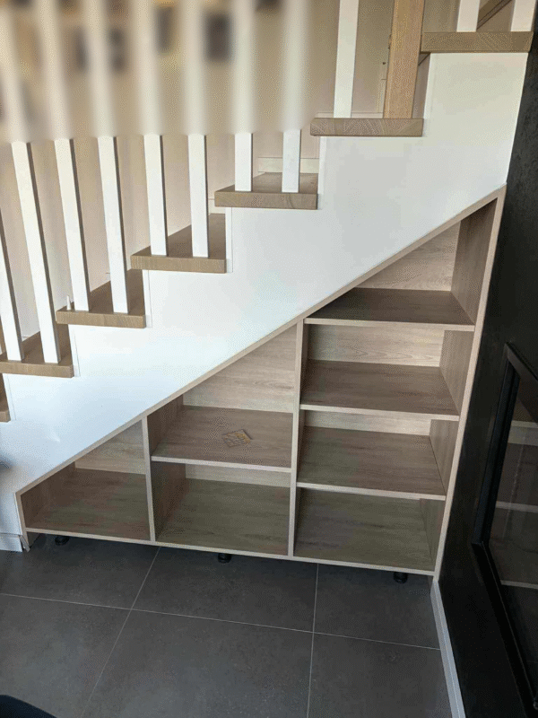 Meble na wymiar - zabudowa pod schodami 8
